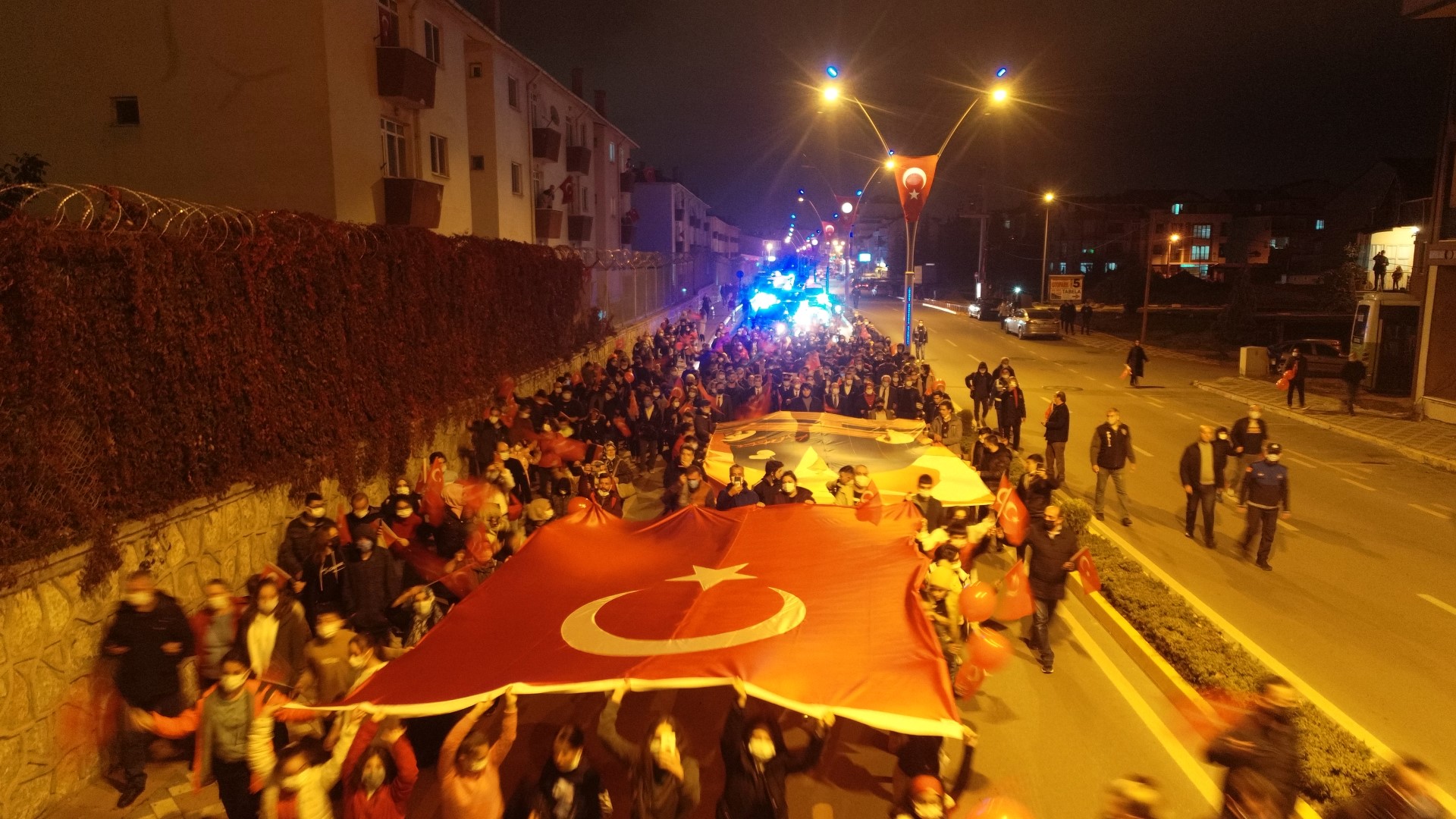 CUMHURYETN LANININ 99.YILI GLCKTE COKU LE KUTLANACAK