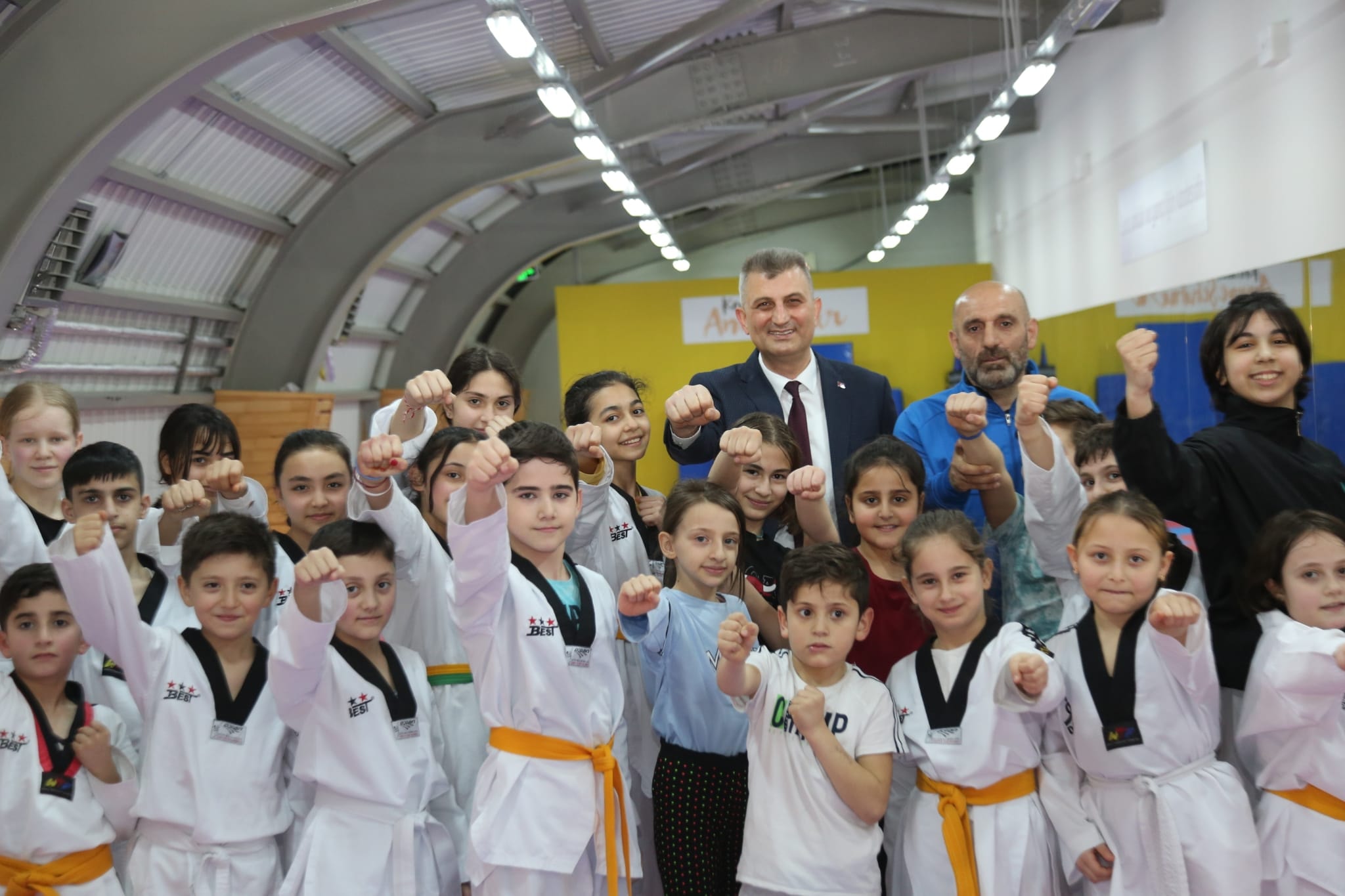 GELECEN SAMPYONLARI GLCKTE YETYOR