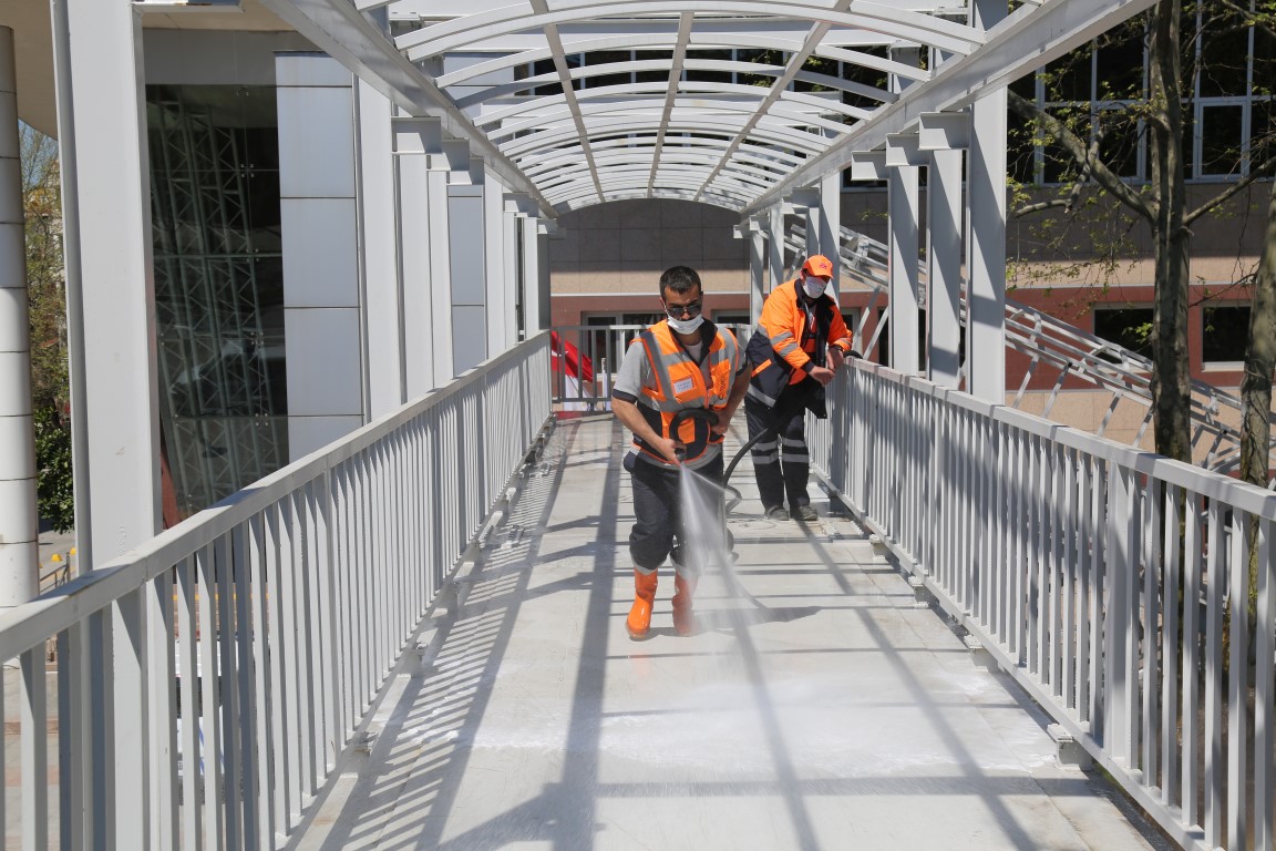 G�lc�k Belediyesi Korona Vir�s�e Kar�� S�k� Tedbirler Al�yor