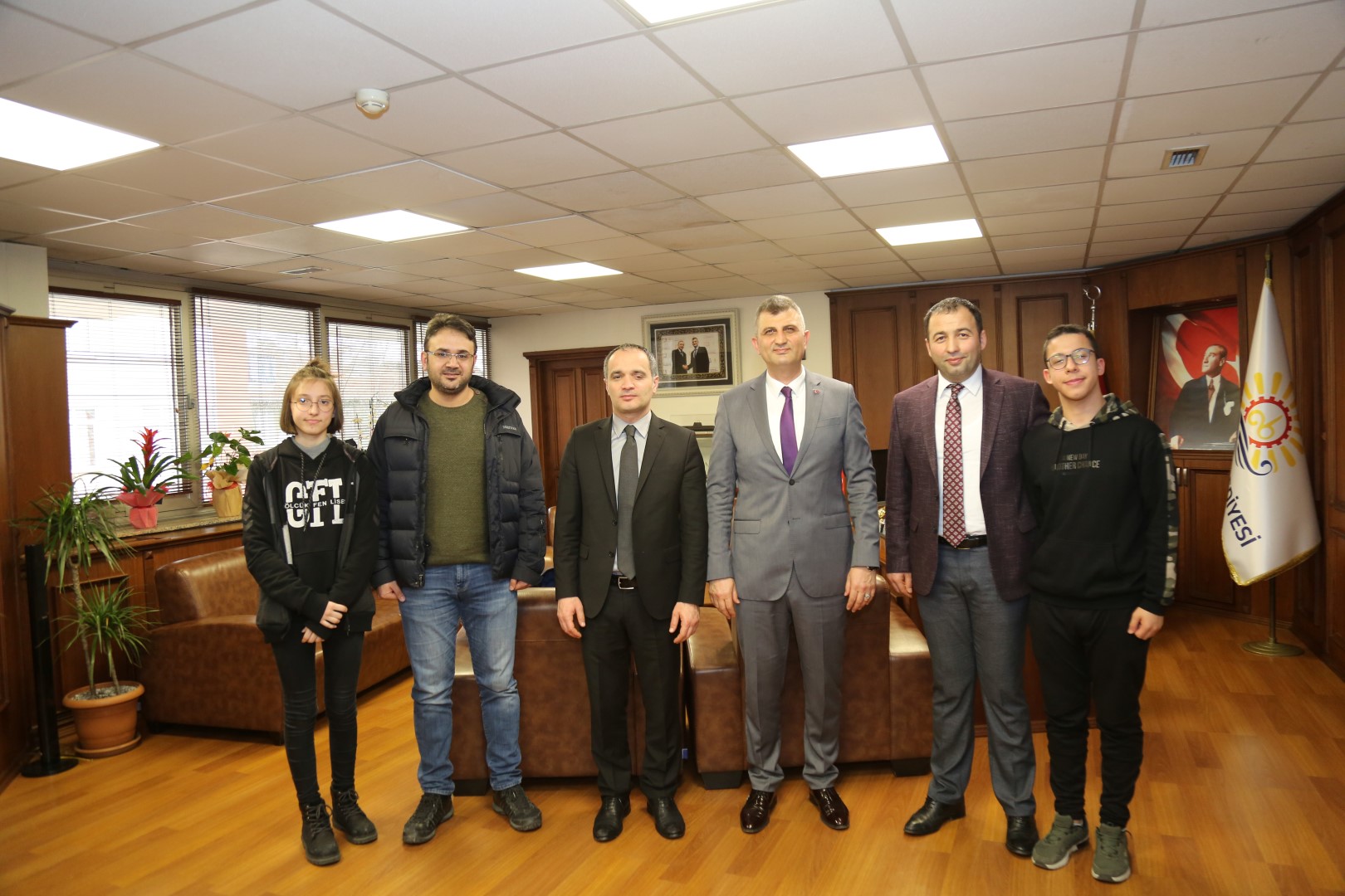 Ba�kan Sezer Robotik Yar��mas�nda G�lc�k��  Temsil Edecek ��rencilere Ba�ar�lar Diledi