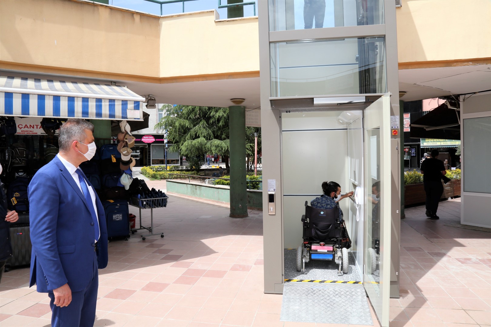 "Bize Bu �zg�rl��� Ya�atan Ba�kan Sezer�e Te�ekk�r Ediyoruz"