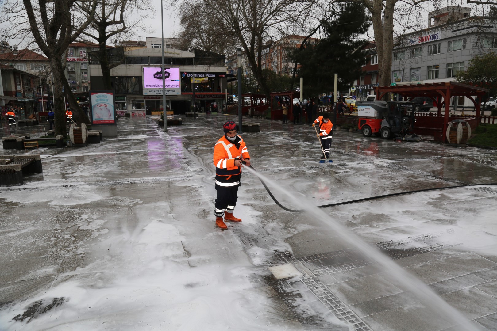 Meydan, Cadde Ve Sokaklar Bata Aaya Dezenfekte Ediliyor