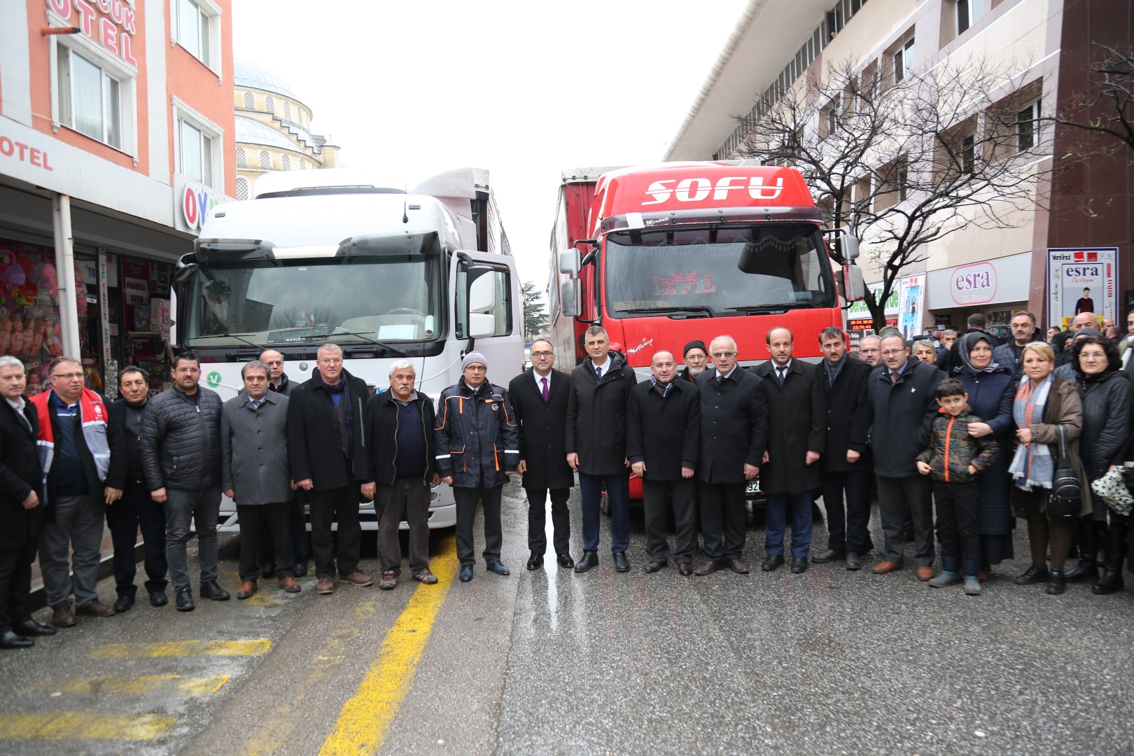 Yard�m T�rlar� G�lc�k�ten Elaz��a Dualarla U�urland�