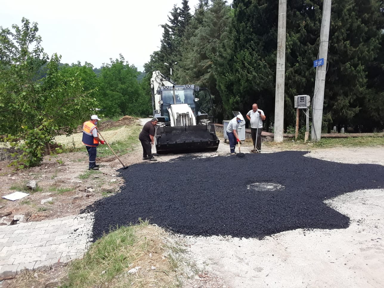 EKPLERMZ ASFALT ALIMASINA DEVAM EDYOR