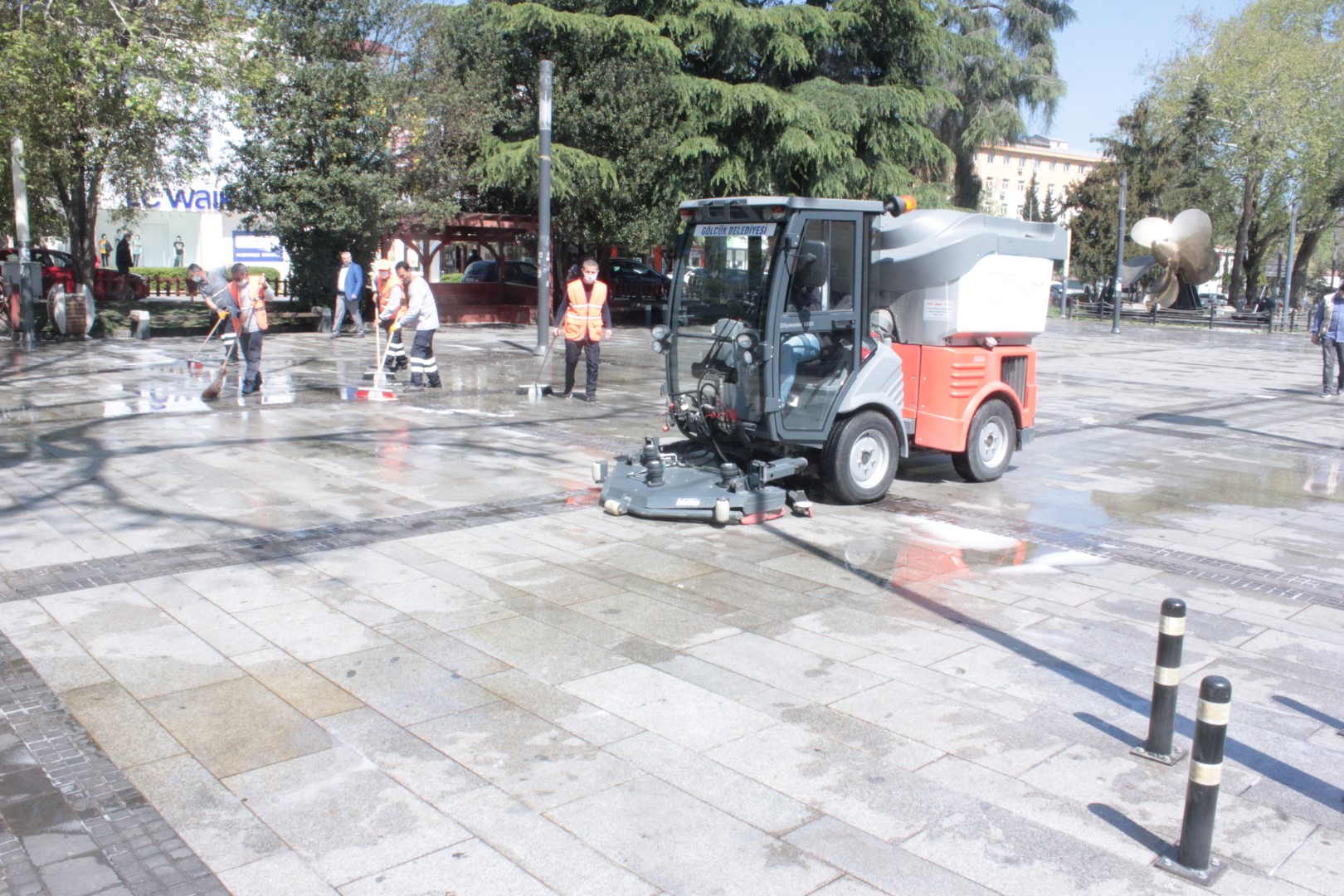 G�lc�k�te Hummal� Temizlik �al��mas�