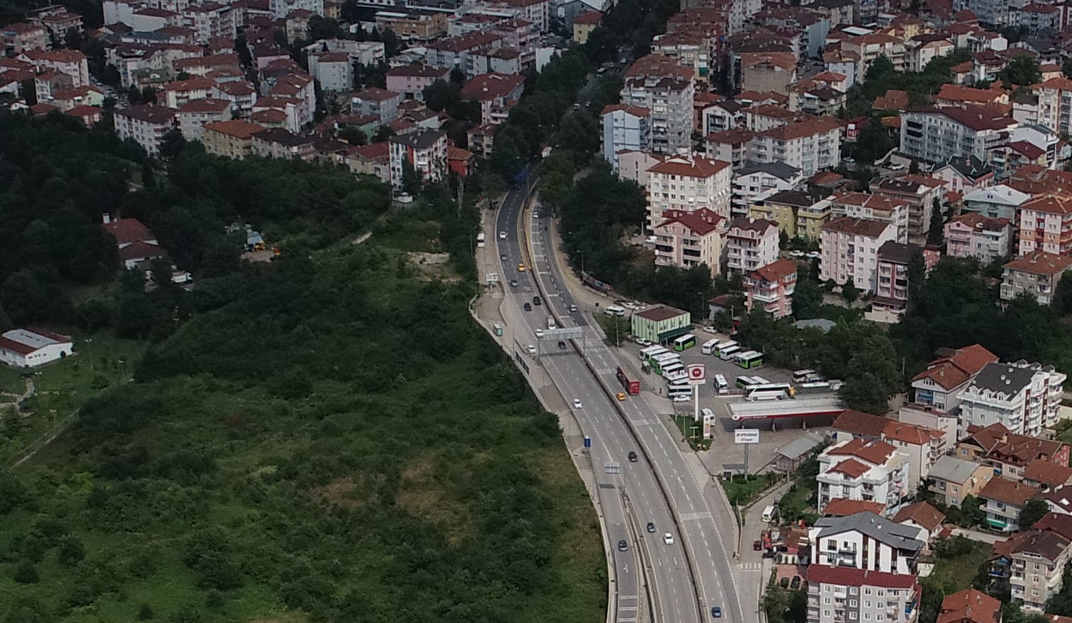 G�lc�k Donanma Mahallesi�ne Yeni Yaya �st Ge�iti